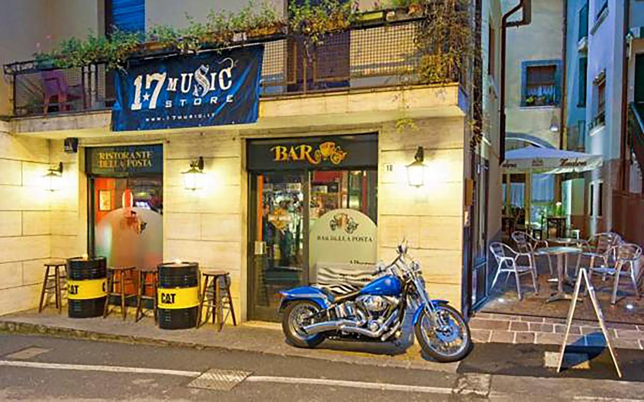 Albergo Della Posta Clusone Exterior photo